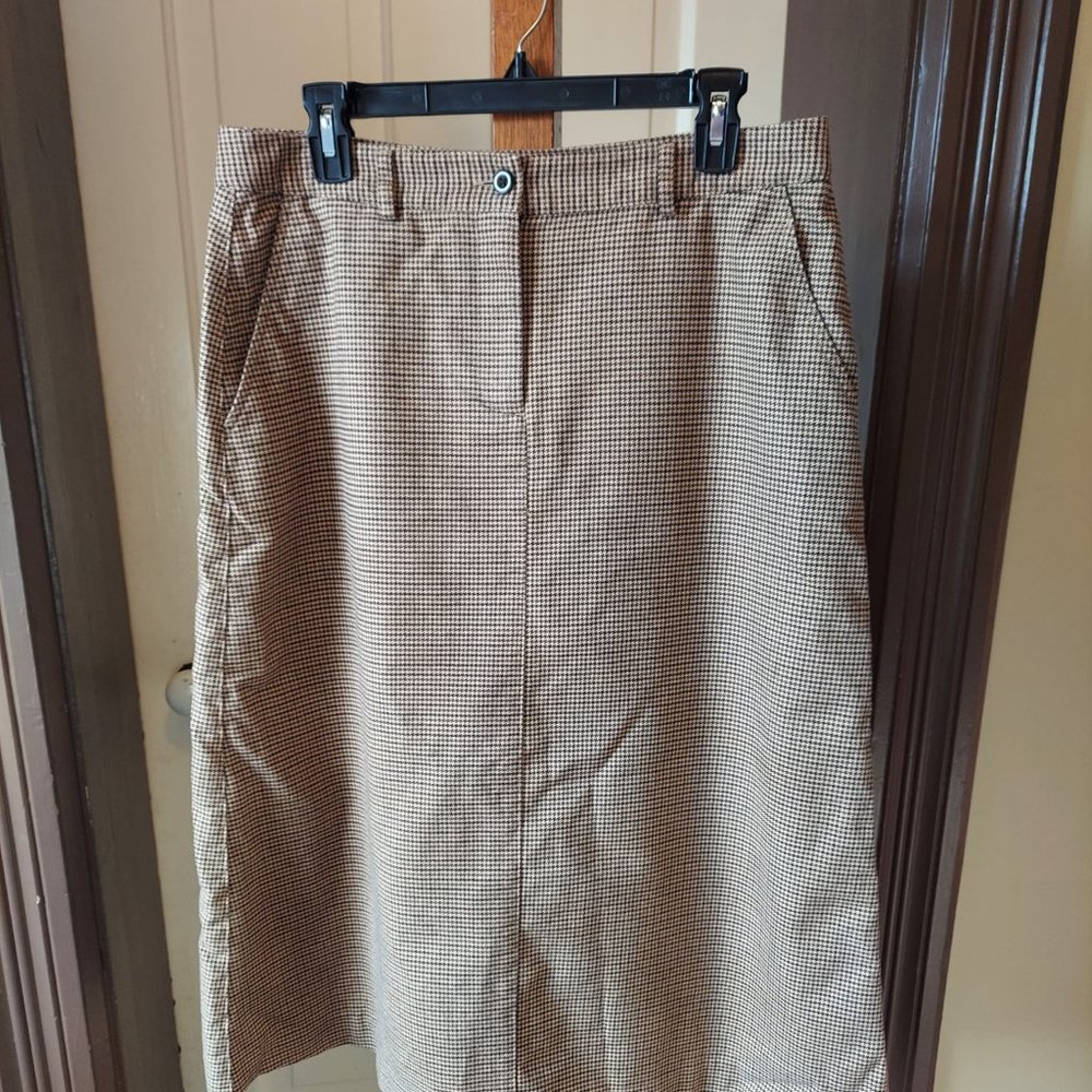 LL Bean houndstooth midi skirt
